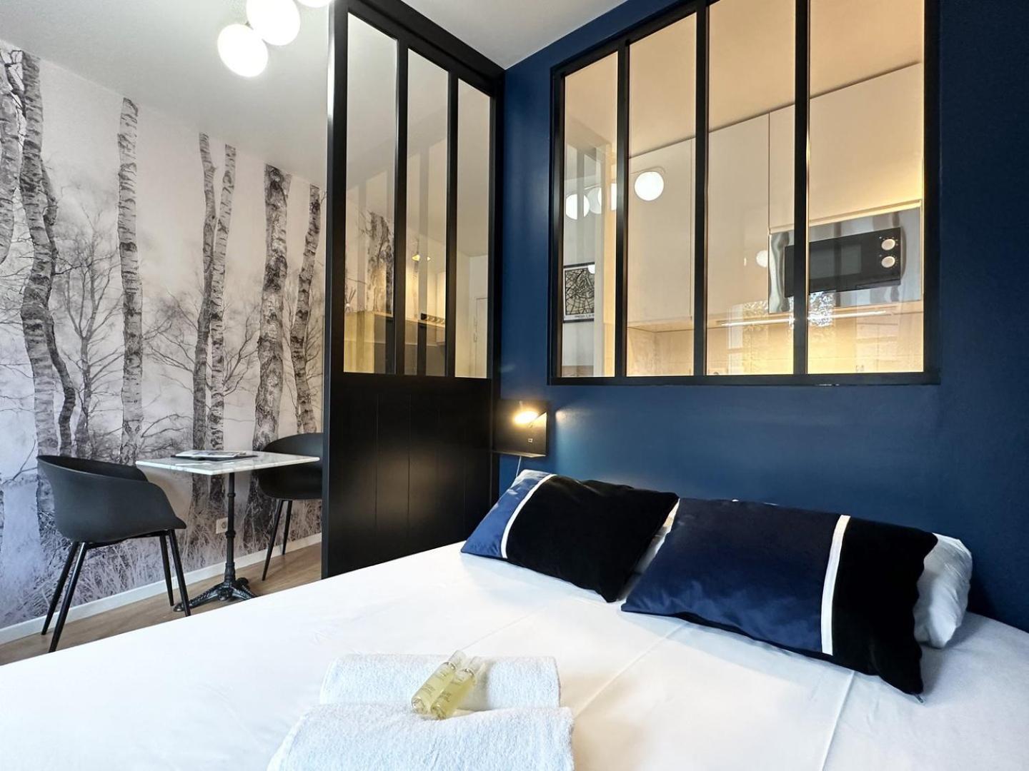 C Le 15 - Studio Cosy Avec Parking Chartres Dış mekan fotoğraf